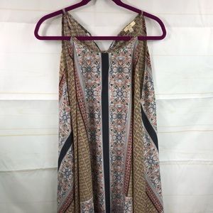 3/$20  Boho Top. Loose and Comfy. Border Print M/L